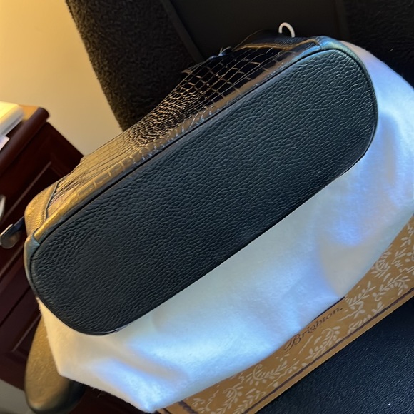 Brighton black croco embossed leather handbag accented with silver hearts - Picture 5 of 9